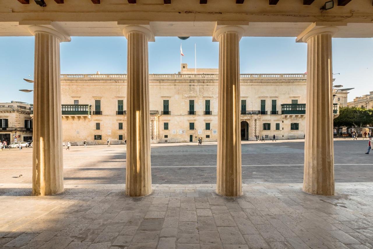 Valletta Main Street Apartment DELUXE Buitenkant foto