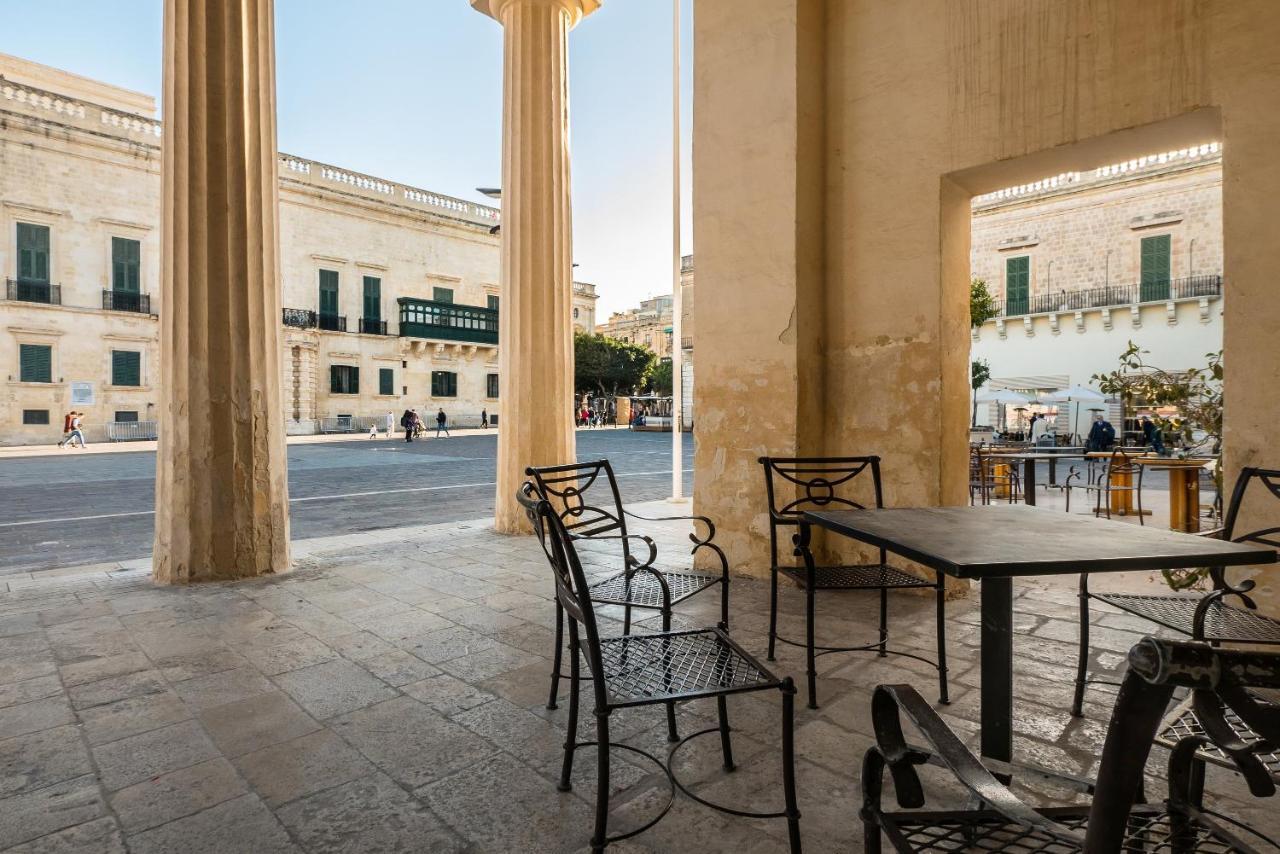 Valletta Main Street Apartment DELUXE Buitenkant foto